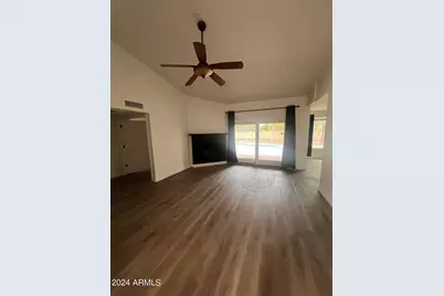 6530 S Farmer Avenue, Tempe, AZ 85283 - Photo 5