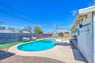 5722 N 62nd Dr, Glendale, AZ 85301 - Photo 33