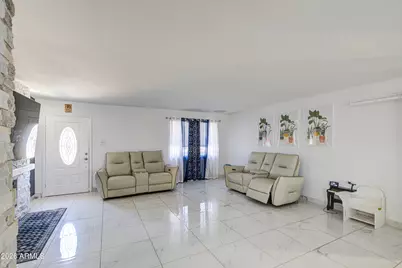 5722 N 62nd Drive, Glendale, AZ 85301 - Photo 5