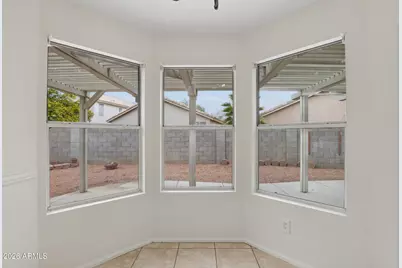 15661 W Hammond Drive, Goodyear, AZ 85338 - Photo 17
