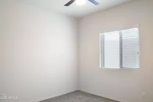 43633 W Yucca Ln, Maricopa, AZ 85138 - Photo 9