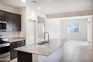 43633 W Yucca Ln, Maricopa, AZ 85138 - Photo 5
