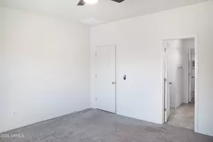 43633 W Yucca Ln, Maricopa, AZ 85138 - Photo 17