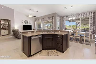 237 S 122nd Avenue, Avondale, AZ 85323 - Photo 5