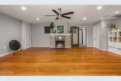 3205 E Clarendon Avenue #13, Phoenix, AZ 85018 - Photo 3