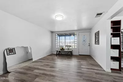810 W Rio Salado Parkway, Mesa, AZ 85201 - Photo 5