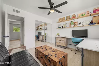 4819 W Sunnyside Avenue, Glendale, AZ 85304 - Photo 15