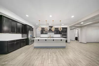 12539 W Tuckey Lane, Glendale, AZ 85307 - Photo 11