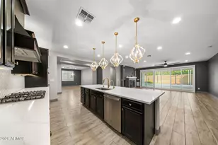 12539 W Tuckey Ln, Glendale, AZ 85307 - Photo 7