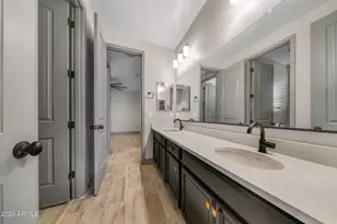 12539 W Tuckey Ln, Glendale, AZ 85307 - Photo 17