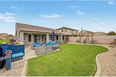 18164 W Desert Lane, Surprise, AZ 85388 - Photo 33