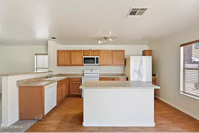 4923 N 108th Drive, Phoenix, AZ 85037 - Photo 9