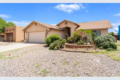 5360 Highland Shadows Drive, Sierra Vista, AZ 85635 - Photo 3
