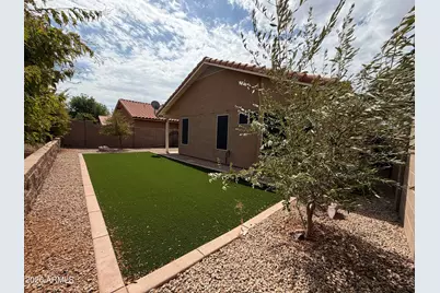 7568 W Kerry Lane, Glendale, AZ 85308 - Photo 25