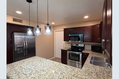7568 W Kerry Lane, Glendale, AZ 85308 - Photo 9