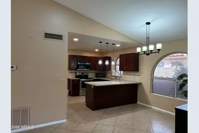 7568 W Kerry Lane, Glendale, AZ 85308 - Photo 5