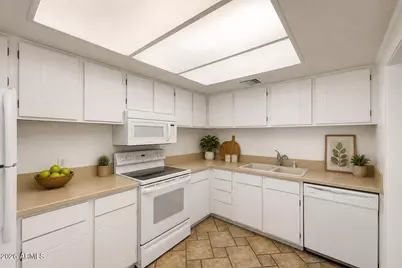 4201 E Camelback Road #79, Phoenix, AZ 85018 - Photo 3