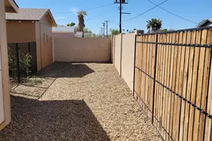 1638 E Granada Rd, Phoenix, AZ 85006 - Photo 17