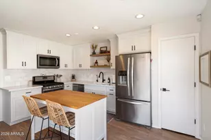716 E Rose Marie Ln, Phoenix, AZ 85022 - Photo 3