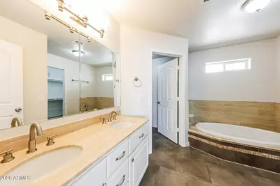 10302 N 88th Drive, Peoria, AZ 85345 - Photo 15