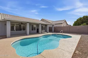 3256 E Rosemonte Dr, Phoenix, AZ 85050 - Photo 37