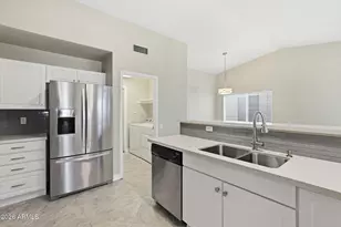 3256 E Rosemonte Dr, Phoenix, AZ 85050 - Photo 19