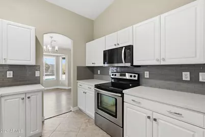 3256 E Rosemonte Drive, Phoenix, AZ 85050 - Photo 17