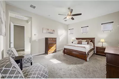 2690 E Hazeltine Way, Gilbert, AZ 85298 - Photo 13