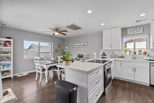 16418 N 47th Ave, Glendale, AZ 85306 - Photo 7