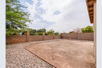 11931 W Charter Oak Road, El Mirage, AZ 85335 - Photo 17