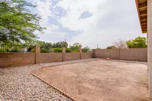 11931 W Charter Oak Rd, El Mirage, AZ 85335 - Photo 17