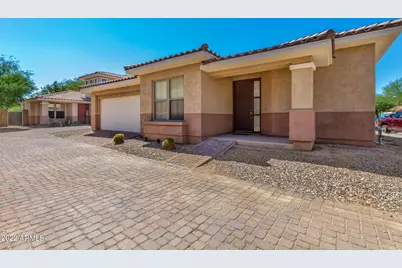 13569 W Cypress Street, Goodyear, AZ 85395 - Photo 1
