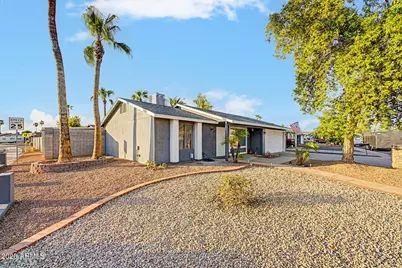 2208 W Silvergate Drive, Chandler, AZ 85224 - Photo 7