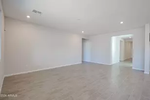 17947 W Camino De Oro Dr, Surprise, AZ 85387 - Photo 11