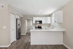5936 E Phelps Rd, Scottsdale, AZ 85254 - Photo 11