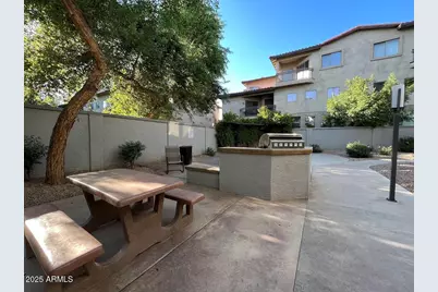 2025 E Campbell Avenue #Apt 142, Phoenix, AZ 85016 - Photo 19