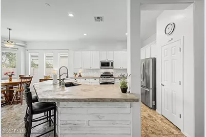 1046 W Ayrshire Trail, San Tan Valley, AZ 85143 - Photo 13