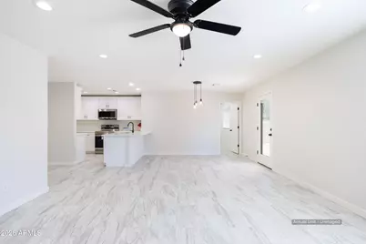 8870 W Rafael Drive, Arizona City, AZ 85123 - Photo 17
