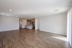 24180 W Dekalb Ln, Buckeye, AZ 85326 - Photo 3