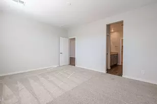 24180 W Dekalb Ln, Buckeye, AZ 85326 - Photo 11