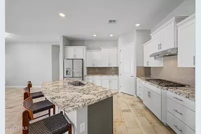 8428 S 16th Drive, Phoenix, AZ 85041 - Photo 13