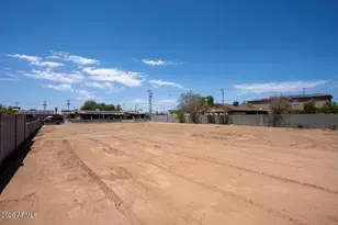 607 S 1st St, Avondale, AZ 85323 - Photo 1