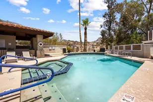 7557 N Dreamy Draw Dr, Phoenix, AZ 85020 - Photo 25