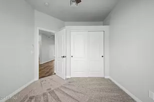 148 N Warren St, Mesa, AZ 85207 - Photo 23