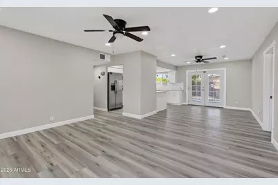 2049 W Joan De Arc Avenue, Phoenix, AZ 85029 - Photo 9