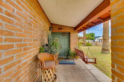 2240 E Whitton Avenue, Phoenix, AZ 85016 - Photo 5