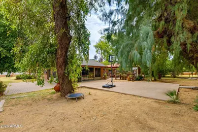 2240 E Whitton Avenue, Phoenix, AZ 85016 - Photo 23
