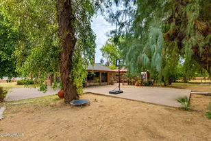 2240 E Whitton Ave, Phoenix, AZ 85016 - Photo 23