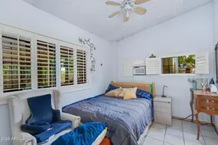 2240 E Whitton Ave, Phoenix, AZ 85016 - Photo 15