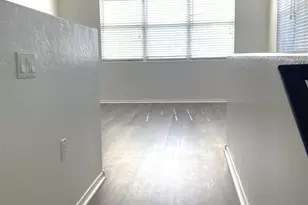 2244 E Huntington Dr, Phoenix, AZ 85040 - Photo 3